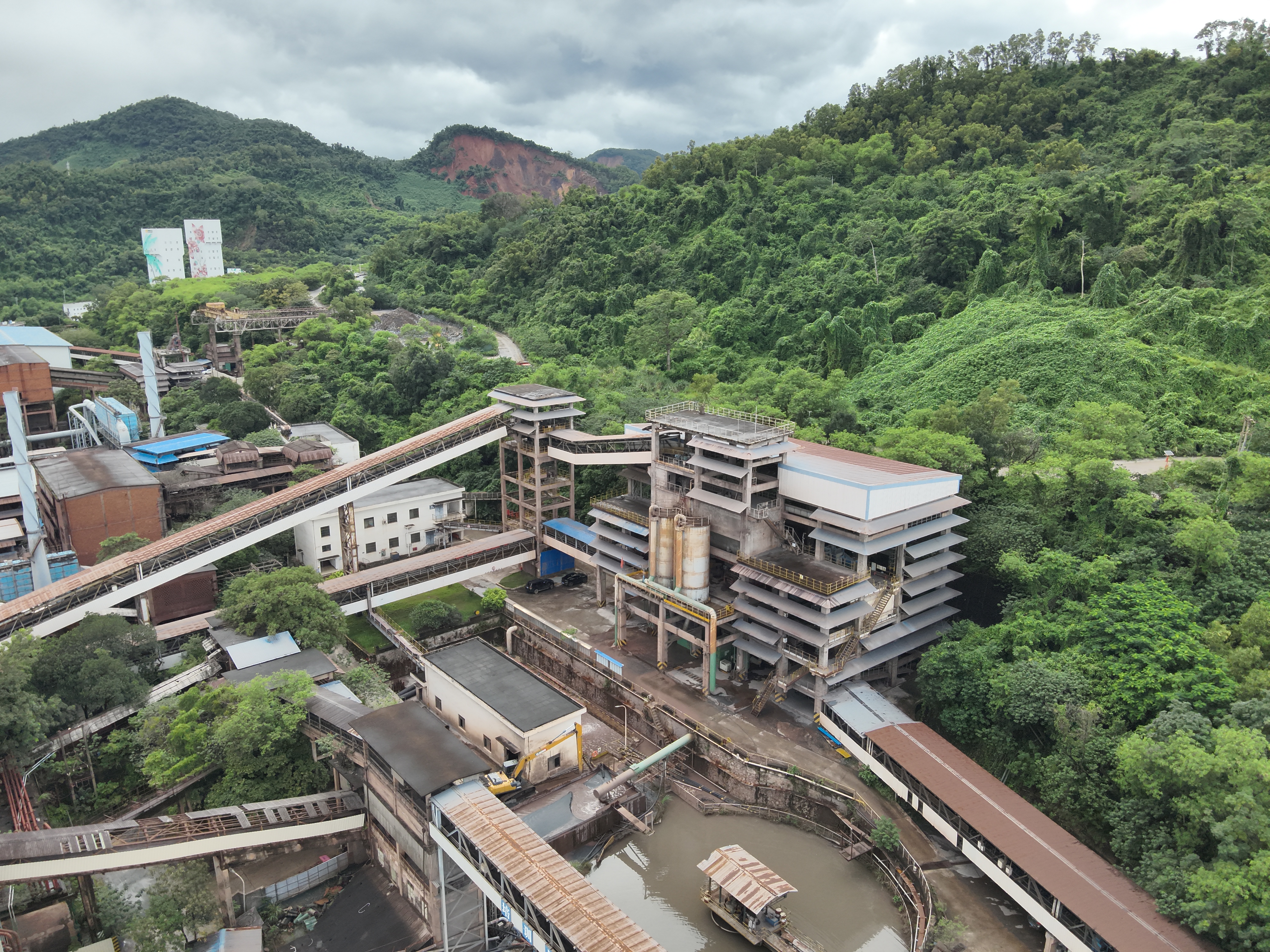 海南(nan)礦業兩項(xiang)技(ji)術(shù)入選自然資(zi)源部(bu)2025年(nian)先(xian)進(jin)适用(yong)技(ji)術(shù)目(mu)錄